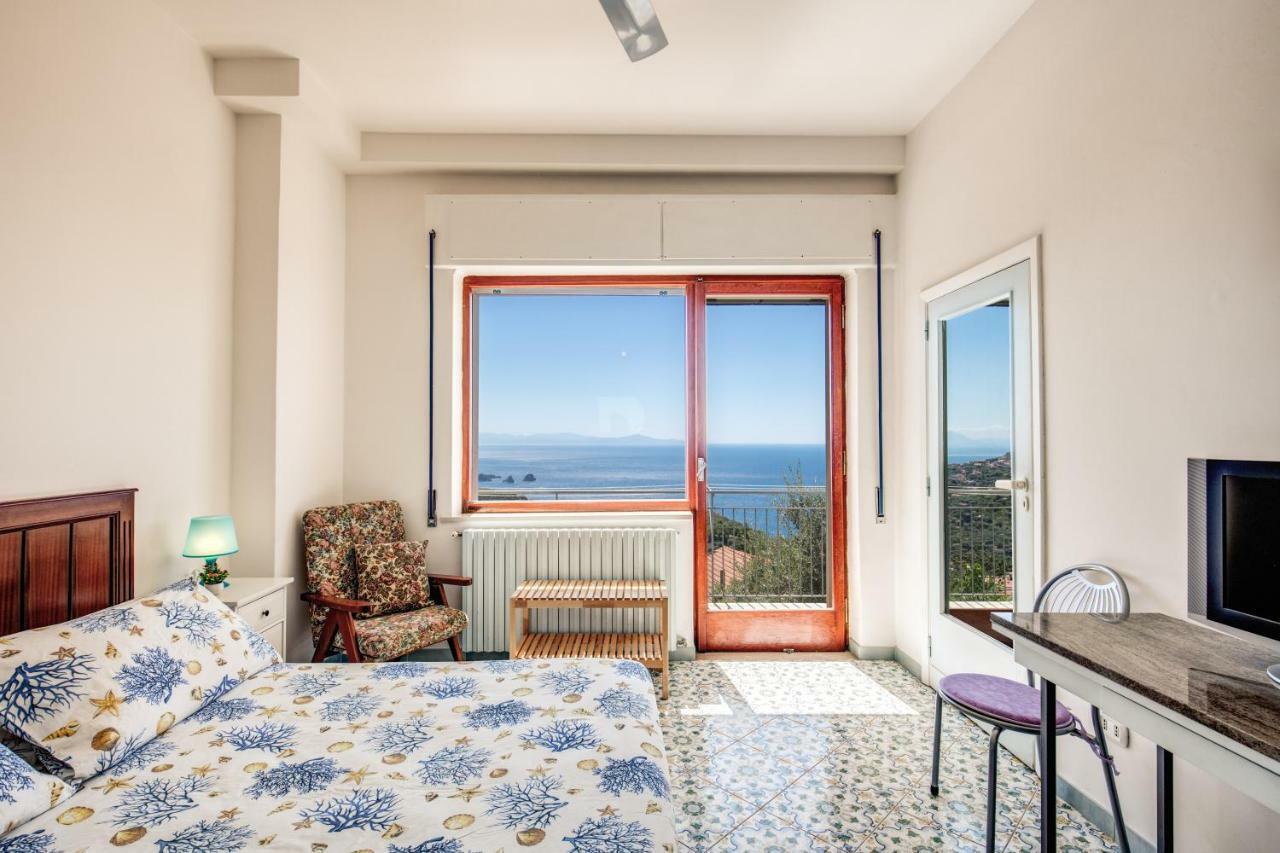 Geca'S House - Panoramic Sea View Studio Massa Lubrense Buitenkant foto